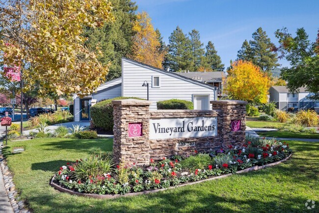 Building Photo - Vineyard Gardens