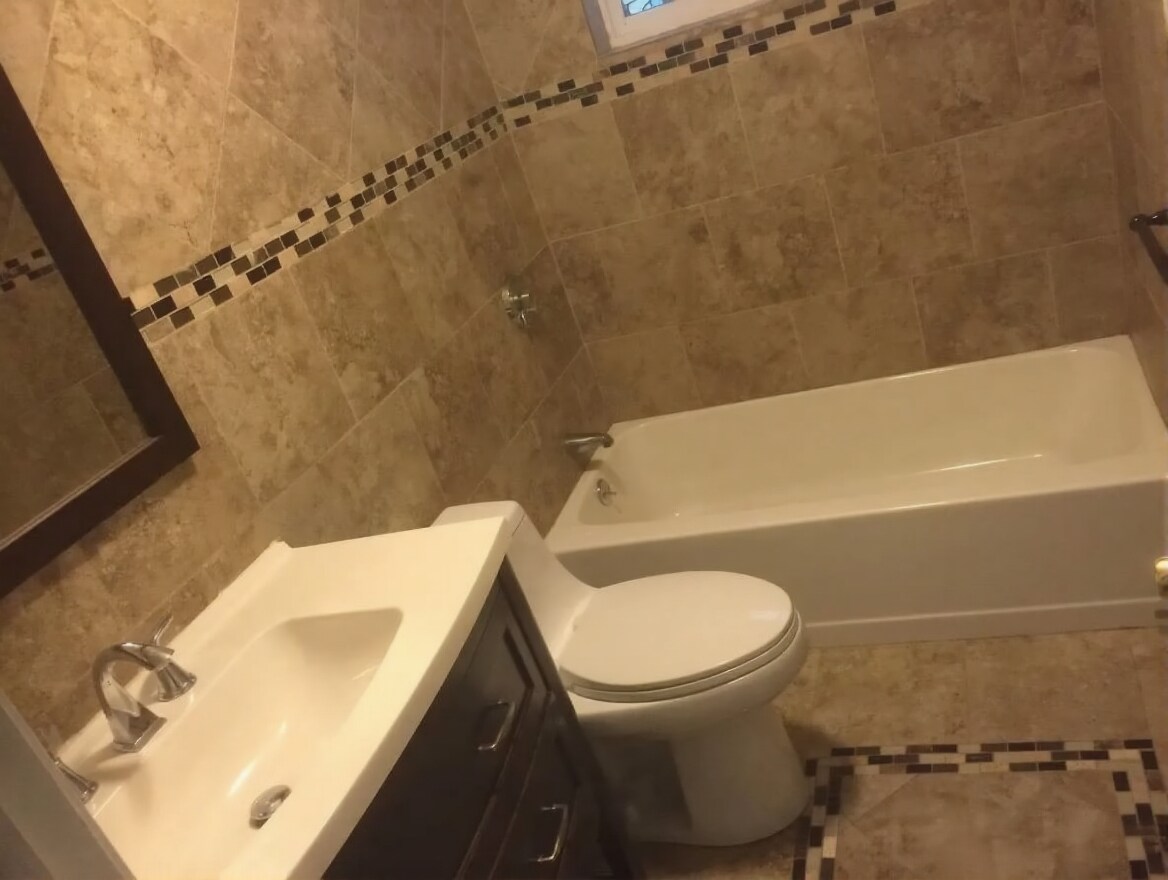 Building Photo - 33 Oxford Cir