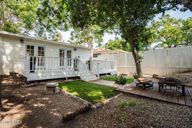 Building Photo - 2884 Crescent Way