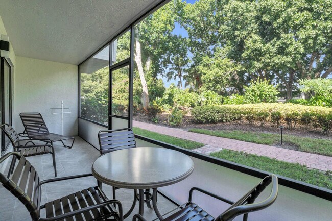 Building Photo - 600 Neapolitan Way