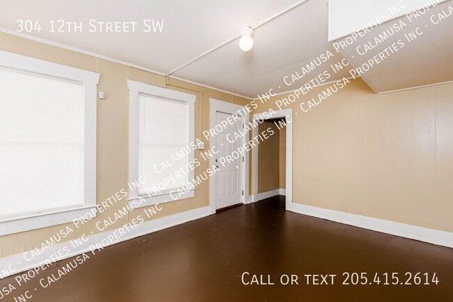 Building Photo - 304 12th St SW