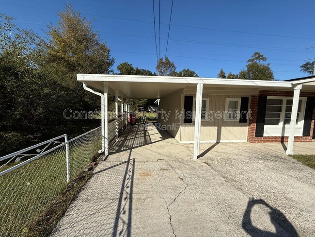 Building Photo - 3059 O'Hara Dr N