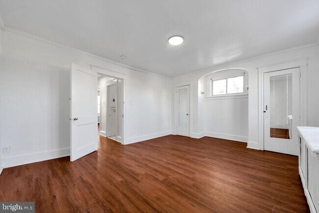 Building Photo - 244 Wabash Ave