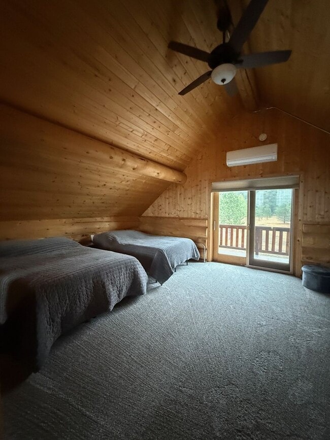 Building Photo - 1 bed, 1 bath Cabin with Acreage