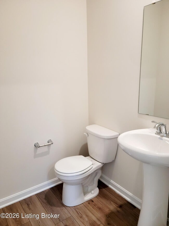 Building Photo - 8308 Fairmount Rd