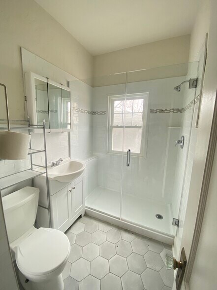Bathroom - 9 S Van Buren St