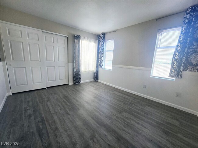 Building Photo - 4316 W Lake Mead Blvd