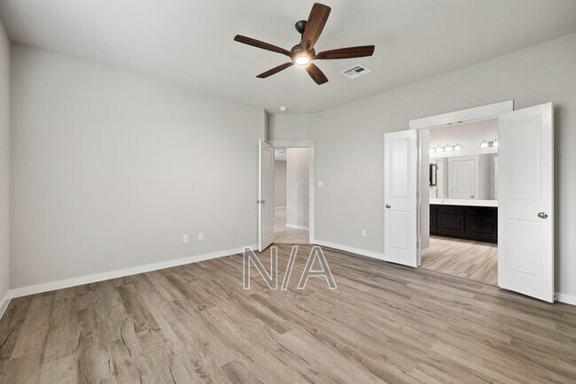 Building Photo - 300 Ancellotta Wy
