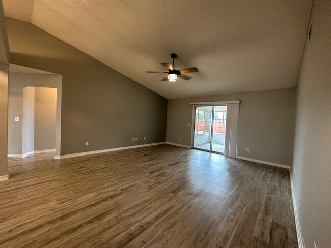 Building Photo - Adorable Home For Rent