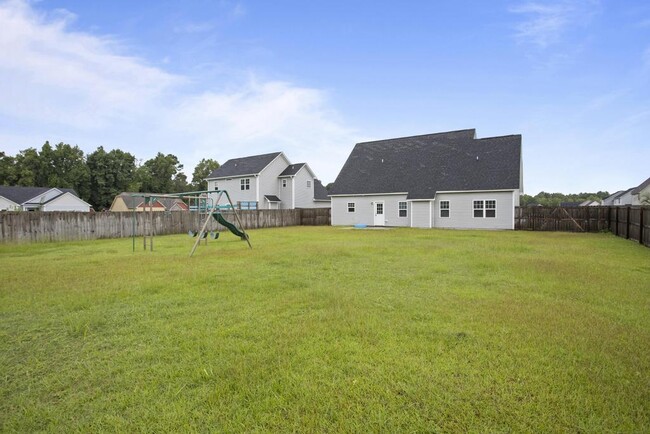 Building Photo - 202 Breakwater Dr