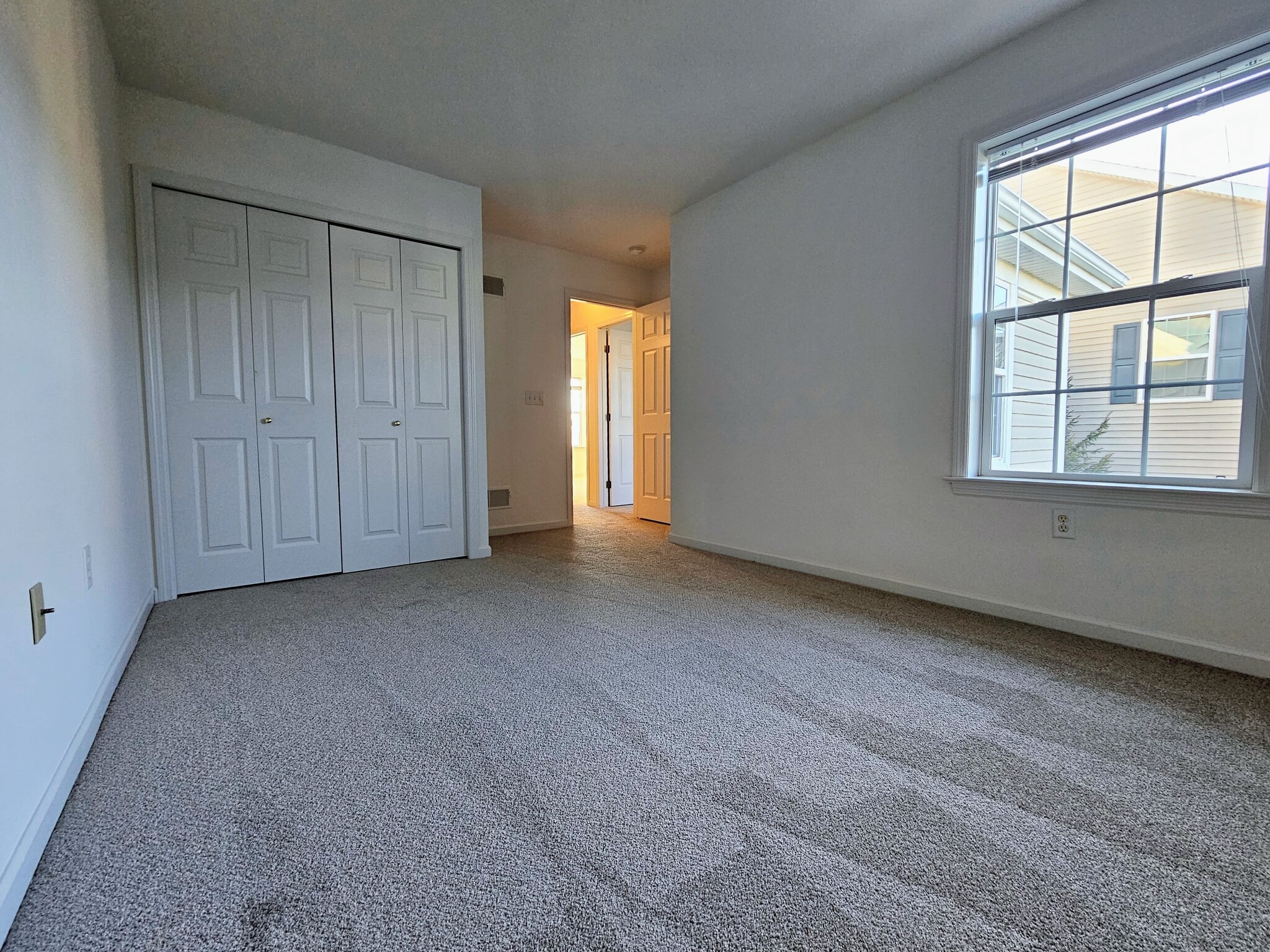 Building Photo - 701 Brentwood Dr