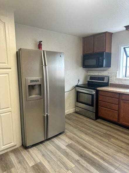 Building Photo - 426 N O St