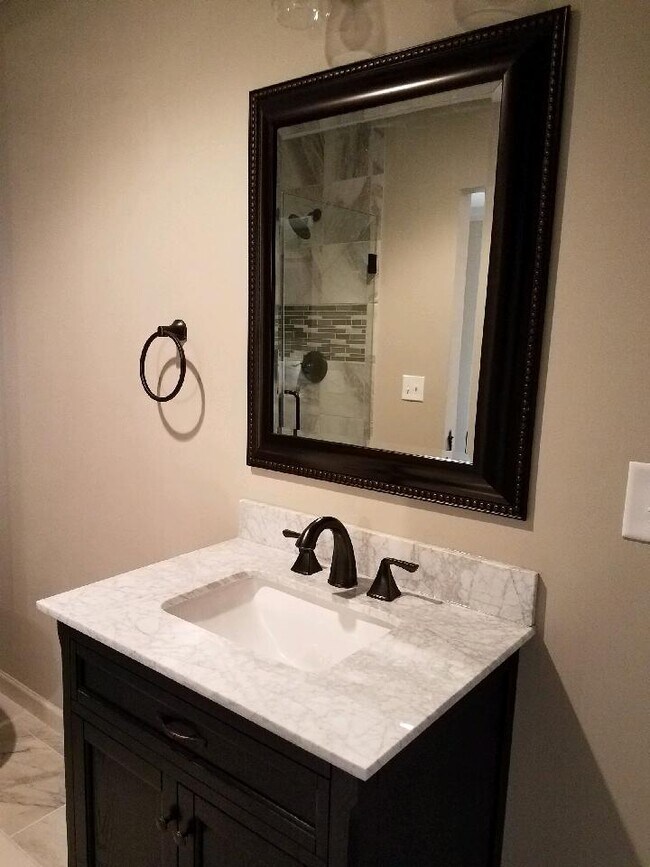 Building Photo - 364 Rock Springs Rd