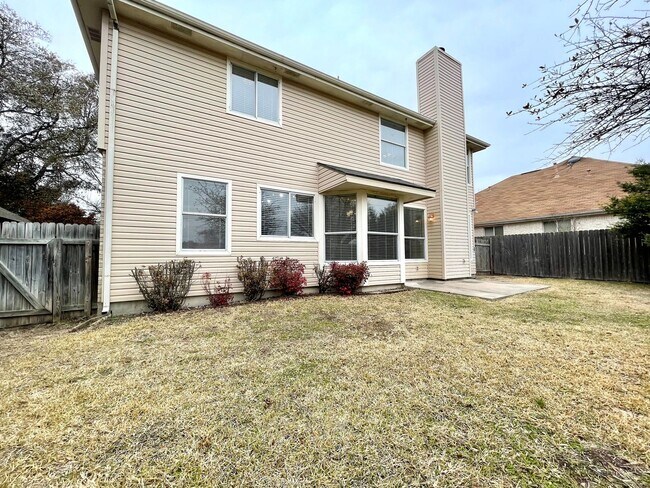Building Photo - Lovely 3 Bedroom/2.5 Bathroom in Round Rock!