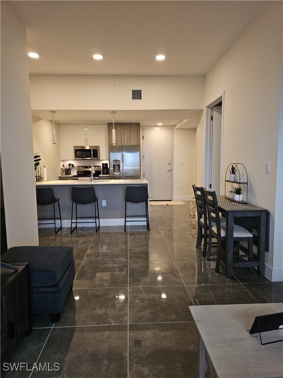 Building Photo - 26589-610 Rosewood Pointe Dr