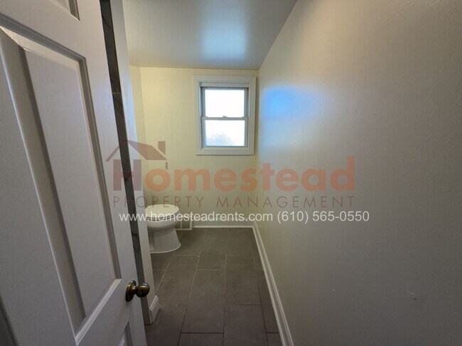 Building Photo - 20 Marshall Ave