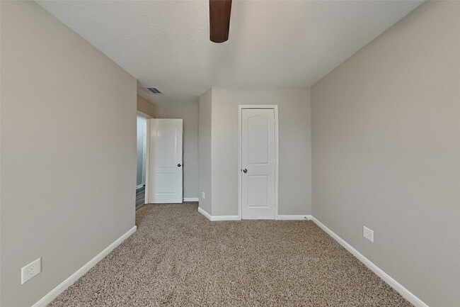 Building Photo - 7734 Pasture Bend Ln