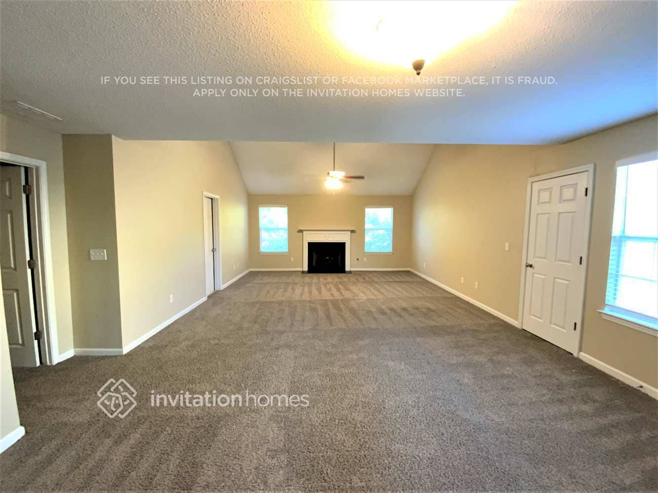 Building Photo - 261 Othello Dr