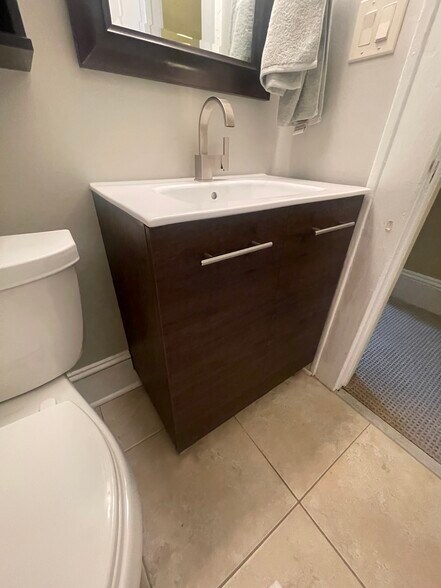 new carrara marble sink - 418 Clement Ave