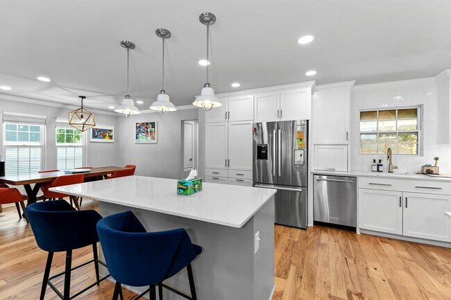 Building Photo - 3307 Garden Villa Ln