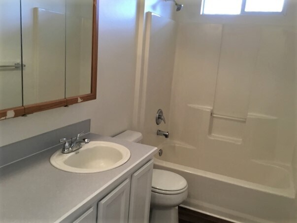 Building Photo - 2839 W Santa Clara Dr