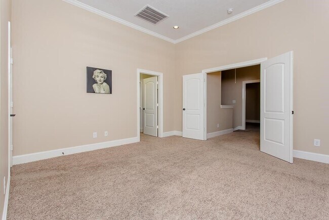 Building Photo - 1106 Hempstead Villa Ln