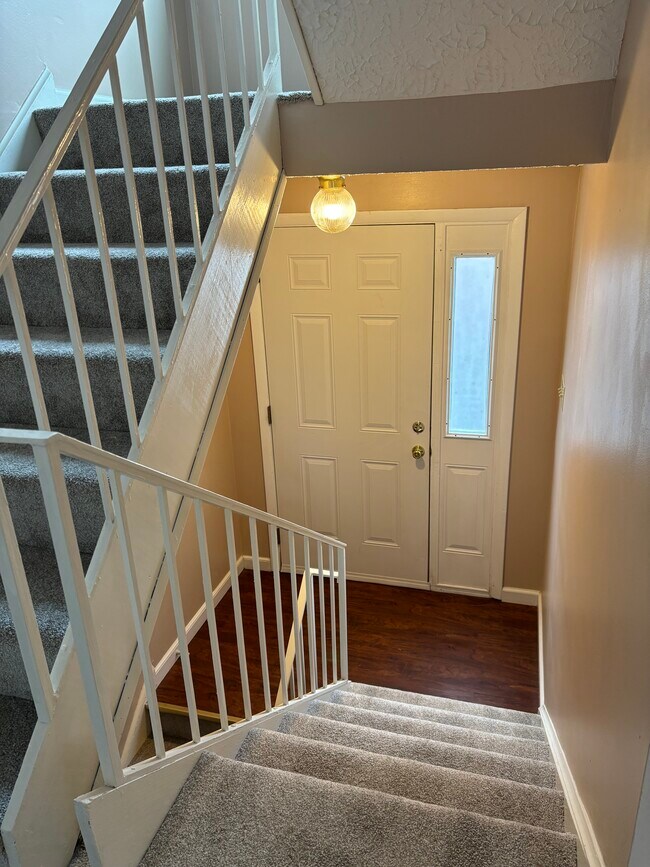 Building Photo - 3193 Camberly Dr