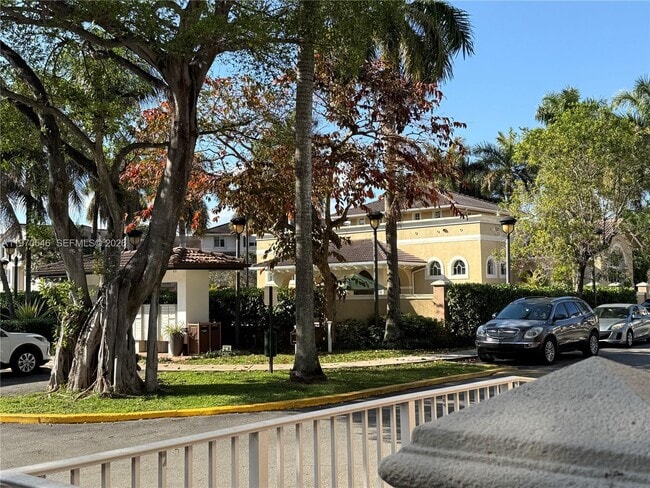 Building Photo - 8936 W Flagler St