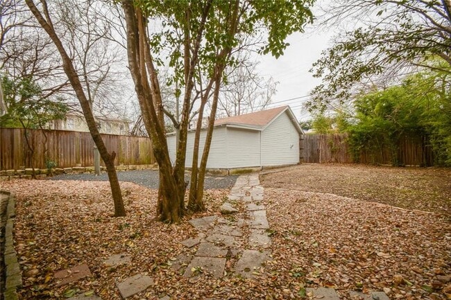Building Photo - 3006 Fruth St