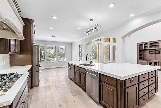 Building Photo - 10126 Springfield Ridge Dr