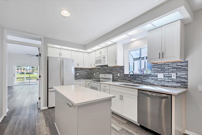 Building Photo - 4998 Tamarack Trail