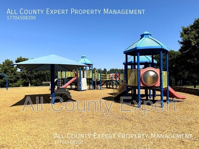 Building Photo - 3670 Fedorite Walk