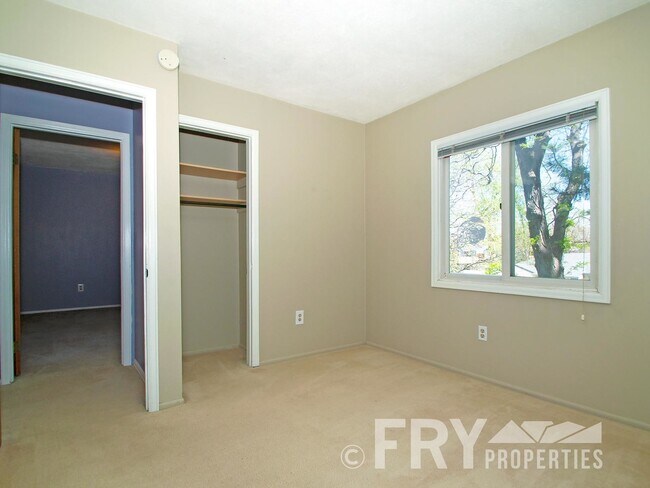 Building Photo - Great Home in Wellshire Neighborhood