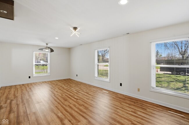 Building Photo - 512 Lexington Blvd