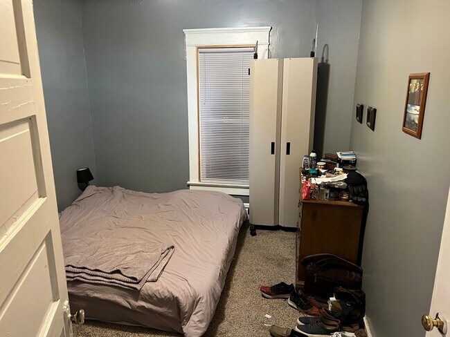 Bedroom 1 - 621 W Exchange St