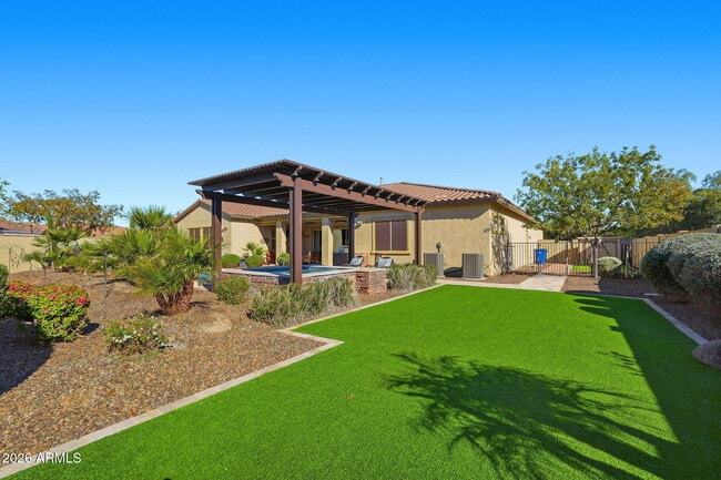 Building Photo - 4908 S Figueroa Ln