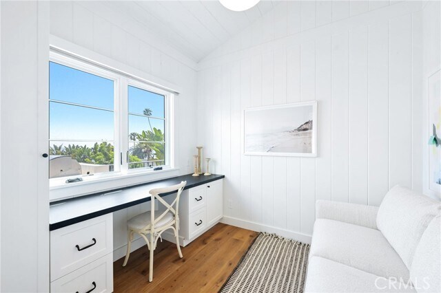 Building Photo - 360 Cliff Dr