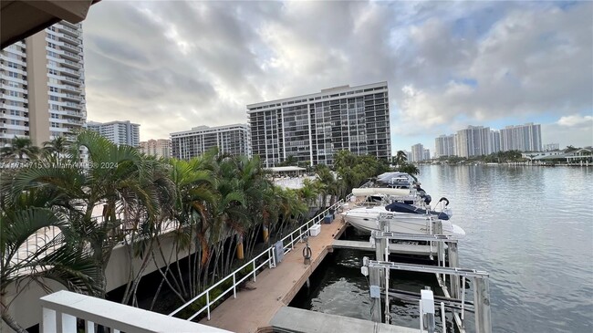 Building Photo - 1965 S Ocean Dr