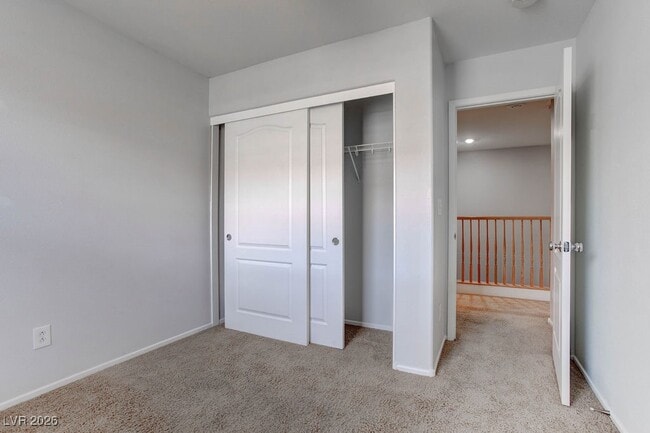 Building Photo - 27 Hudson Canyon St