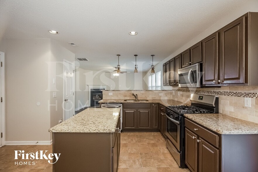Building Photo - 6648 Rustic View Ct