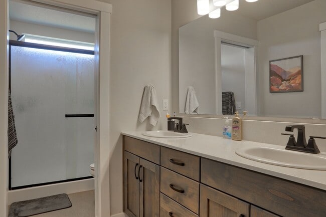 Building Photo - New home for Rent! Great Location.