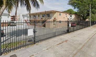 Building Photo - 1275 NW 60th St