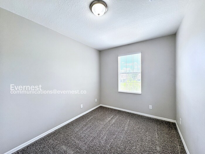 Building Photo - 12806 Belvedere Song Way