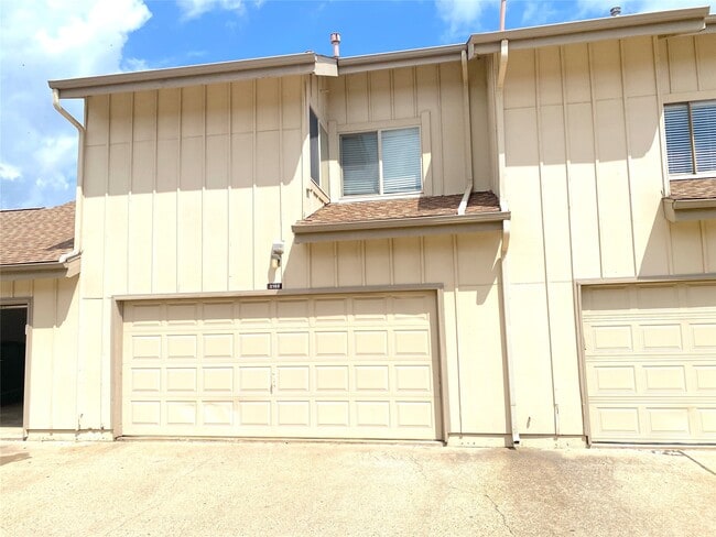 Building Photo - 3166 Windchase Blvd