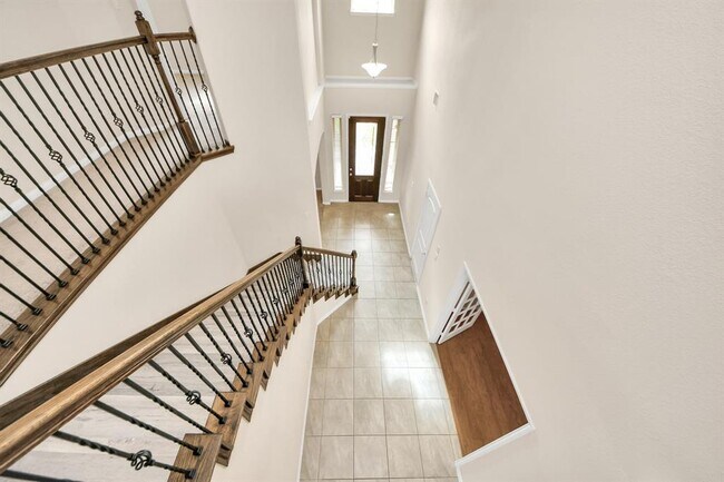 Building Photo - 2714 Birchwood Meadow Ct