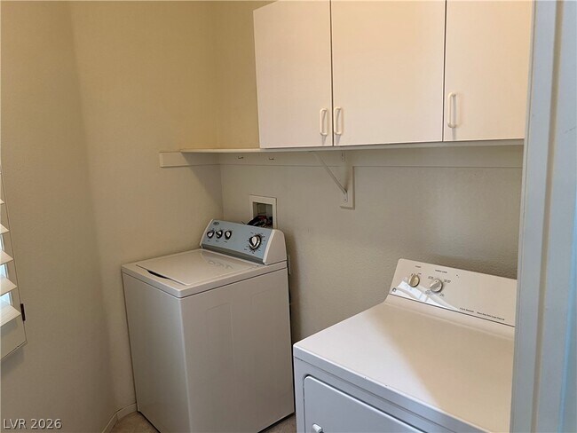 Building Photo - 3216 Cherum St