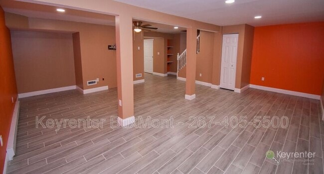 Building Photo - 1401 Kathleen Ct