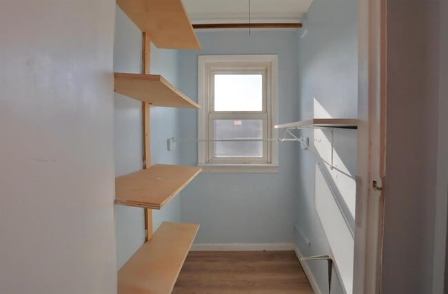 Building Photo - 5 Salter Pl