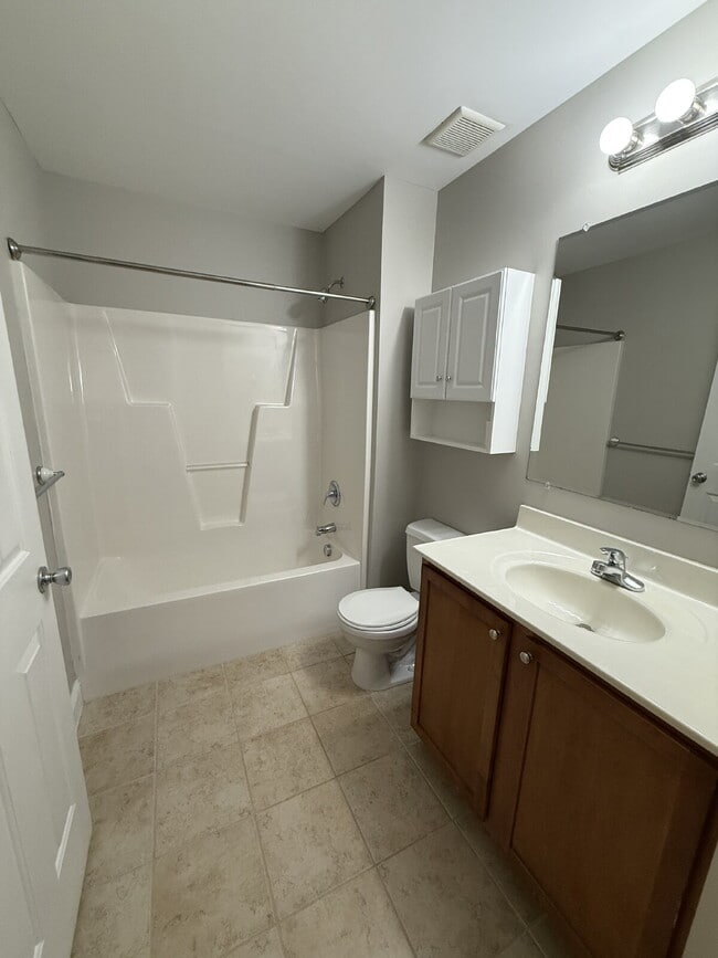 Building Photo - 4506 Coral Dr