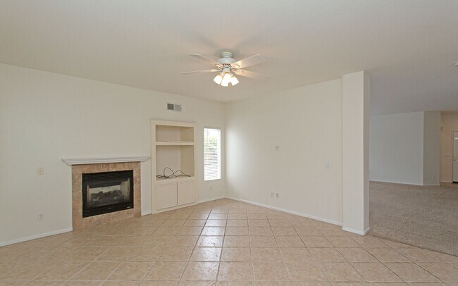 Building Photo - 2159 Island Shore Way